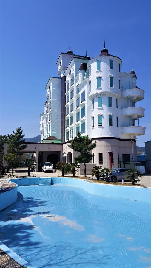 Namhae Beach Hotel Exterior photo